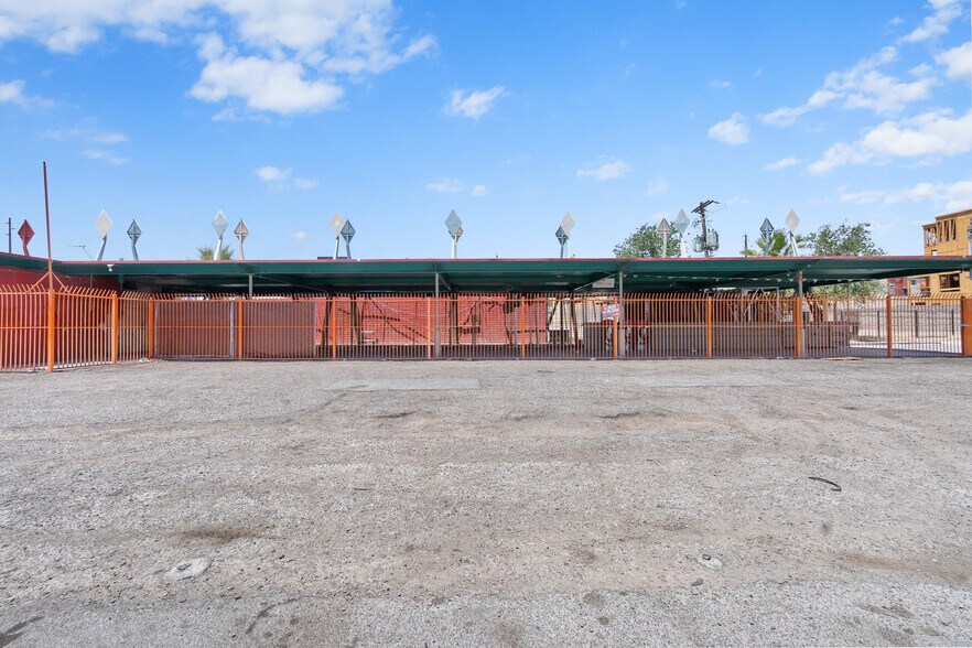 More Photos Of 1961 E Charleston Blvd, Las Vegas Carwash For Lease