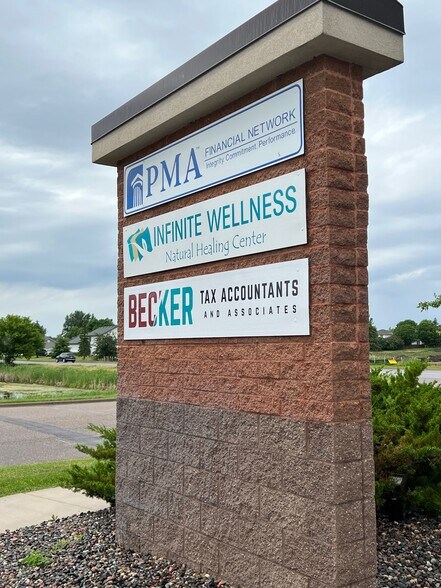 More Photos Of 5298 Kyler Ave NE, Albertville Medical For Lease