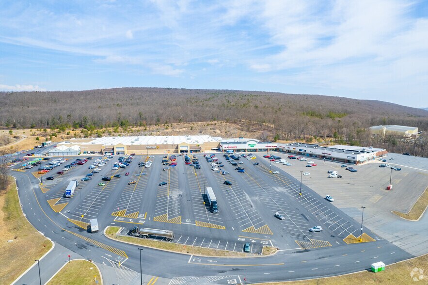 More Photos Of Route 309, Hometown Unknown For Lease