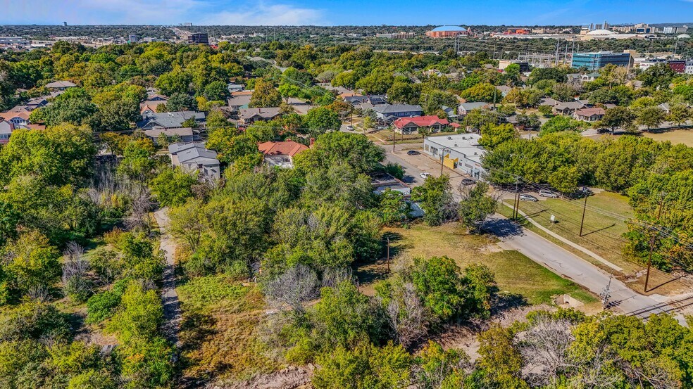 More Photos Of 2101-2121 W Magnolia Ave, Fort Worth Land For Sale
