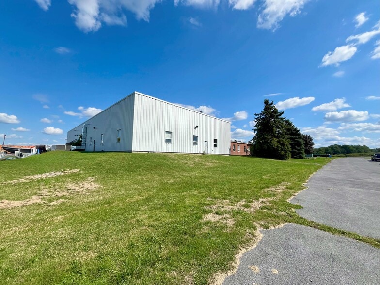 More Photos Of 22419 County Rte 196, Watertown Manufacturing For Lease