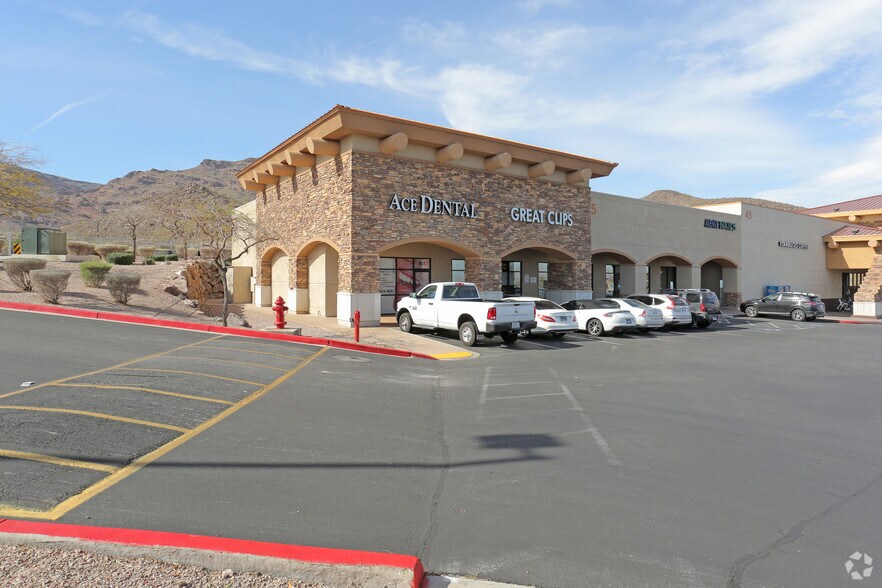 More Photos Of 25-55 E Horizon Ridge Pky, Henderson Unknown For Lease