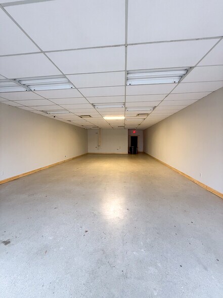 More Photos Of 1472-1488 S Lapeer Rd, Orion Township Freestanding For Lease