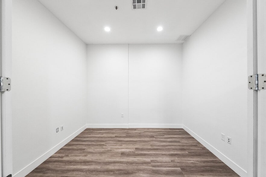 More Photos Of 9630 Research Dr, Irvine Research And Development For Sale