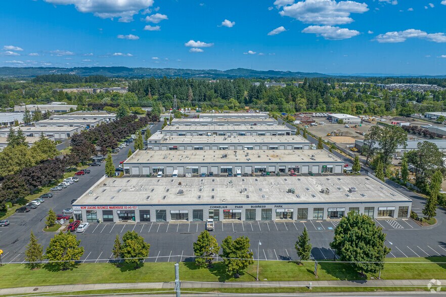 More Photos Of 2056 NE Aloclek Dr, Hillsboro Warehouse For Lease