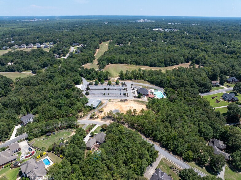 More Photos Of 128 Oakview Club Dr, Macon-Bibb Golf Course Driving Range For Sale