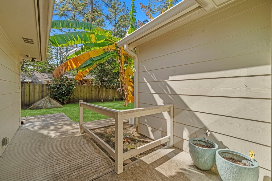 More Photos Of 1930 River Falls Dr, Kingwood Assisted Living For Sale