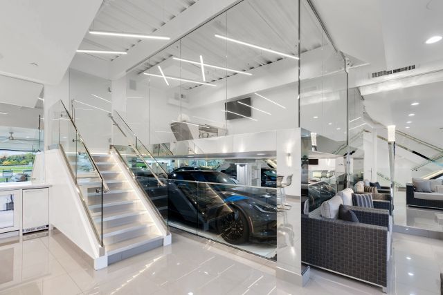 More Photos Of 142 Pit Ln, Pontiac Flex For Sale