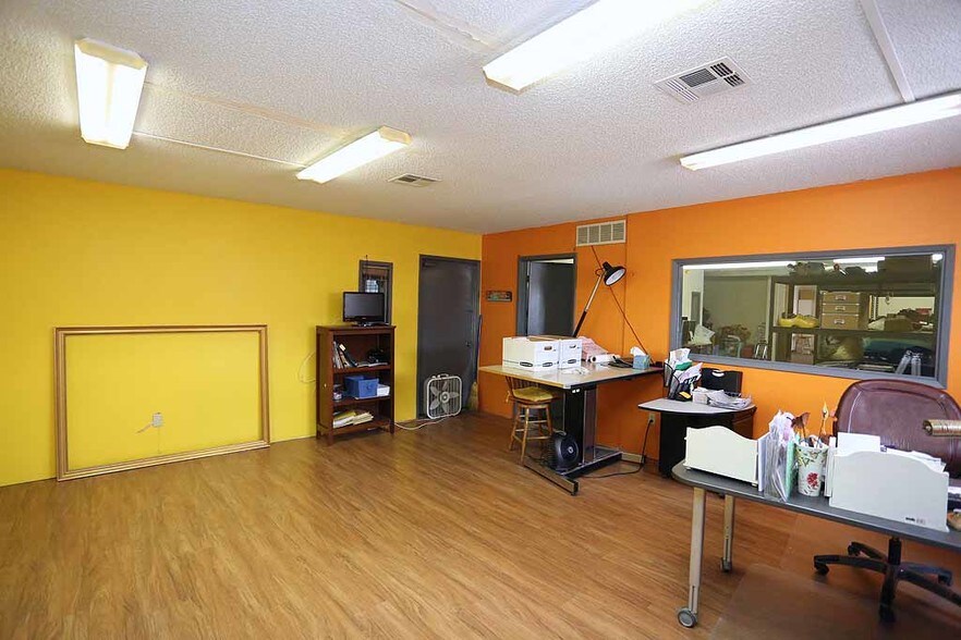 More Photos Of 4023 W Oquendo Rd, Las Vegas Warehouse For Sale