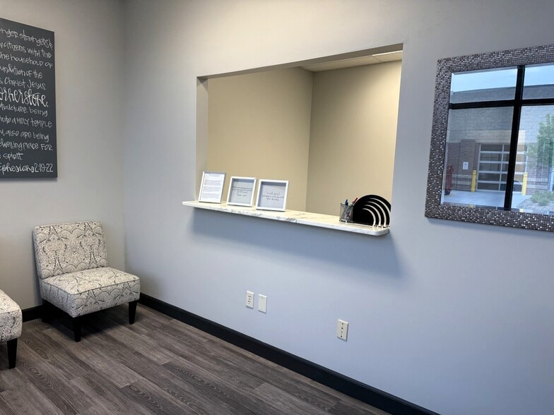 More Photos Of 17670 Welch Plz, Omaha Medical For Sale