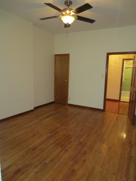 More Photos Of 250 9th St, Brooklyn Apartments For Sale