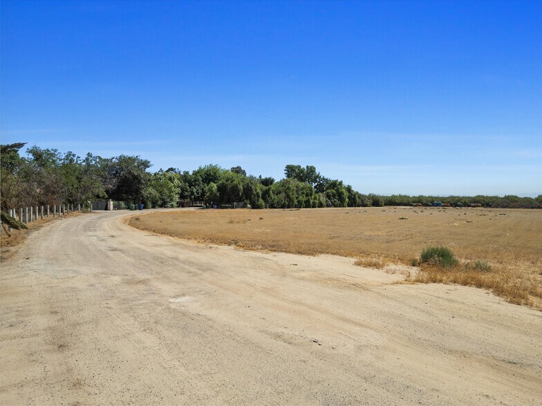 More Photos Of 1320 E Lerdo Hwy, Shafter Land For Sale