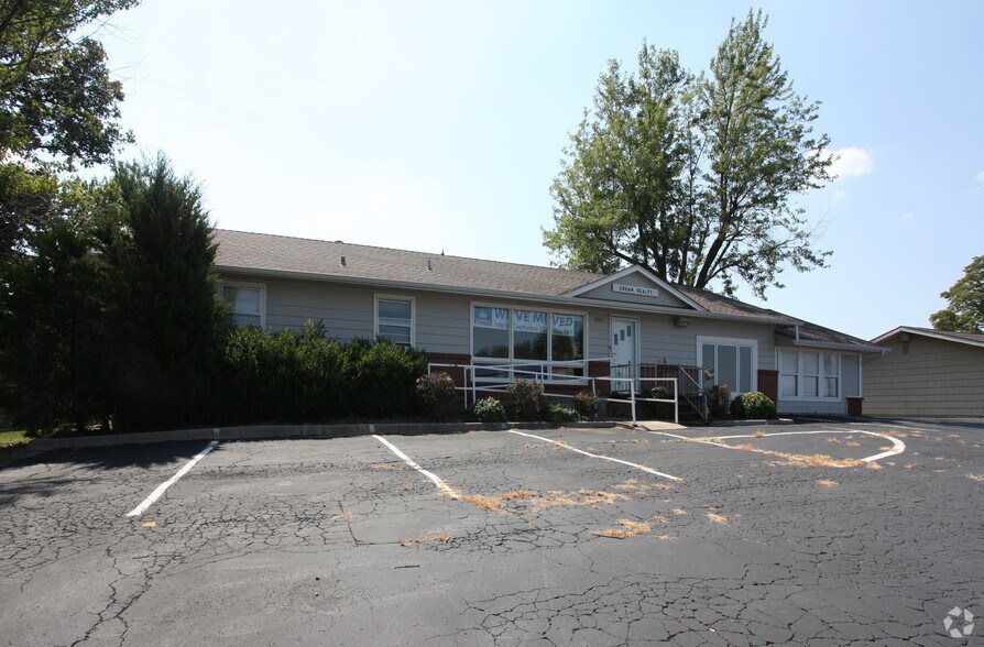 More Photos Of 1005 W Amity, Louisburg Office For Lease