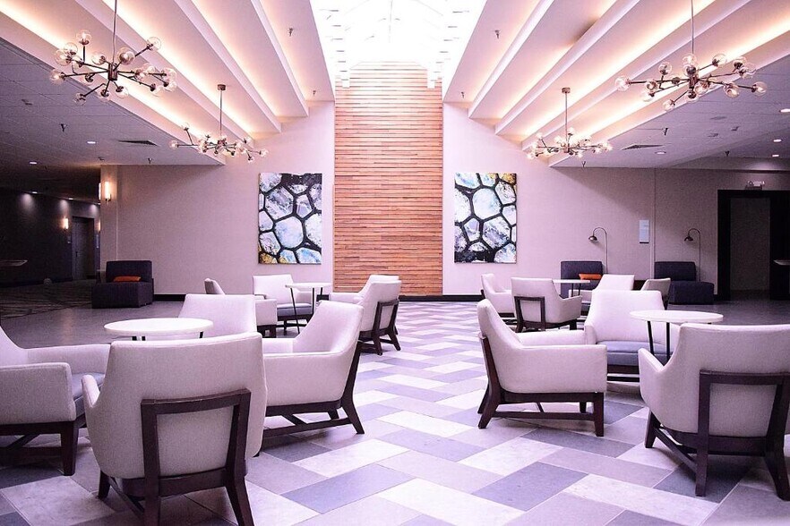 More Photos Of 701 4th St, Alexandria Hotel For Sale