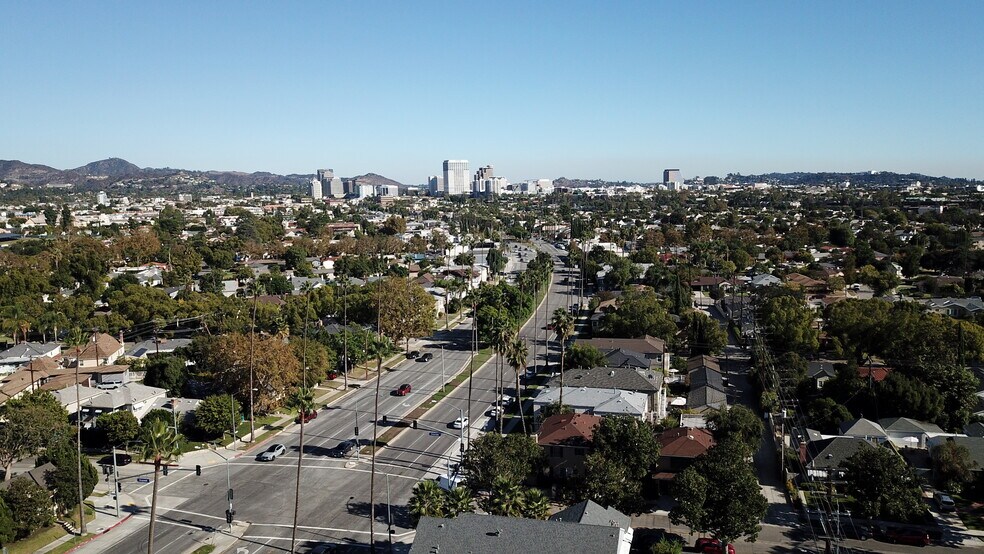 More Photos Of 988 W Glenoaks Blvd, Glendale Apartments For Sale