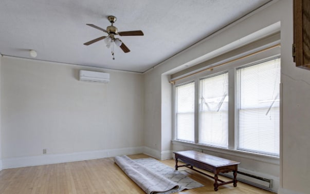 More Photos Of 634 Wisconsin St, Oshkosh Religious Facility For Sale