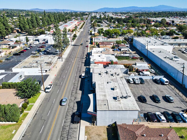 More Photos Of 1532-1538 W Commonwealth Ave, Fullerton Storefront Retail Residential For Lease