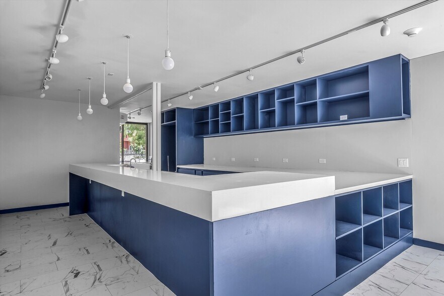 More Photos Of 30 NE 2nd St, Oklahoma City Storefront Retail Office For Lease