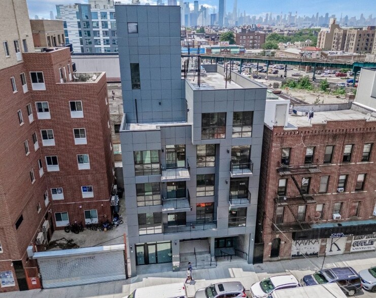 More Photos Of 43-30 52nd St, Woodside Storefront Retail Residential For Lease