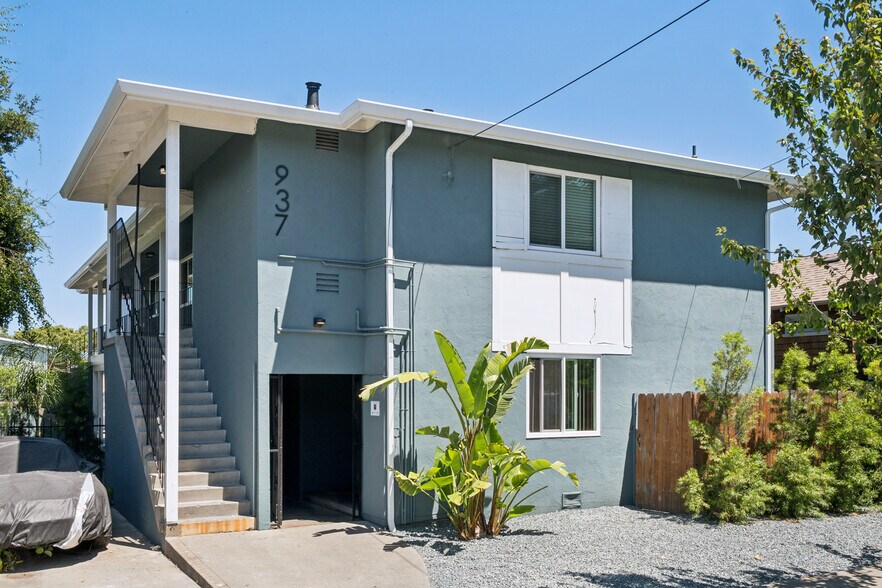 Primary Photo Of 939 Channing way, Berkeley Apartments For Sale