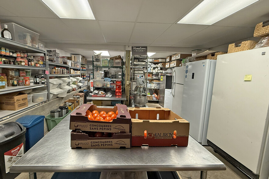 More Photos Of 729-733 7th St E, Saint Paul Storefront Retail Residential For Lease