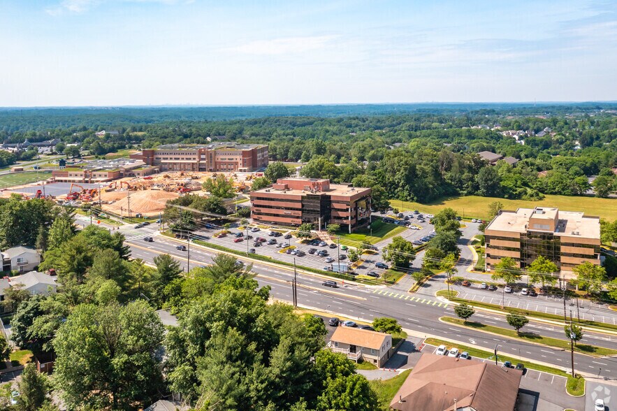 More Photos Of 12800 Middlebrook Rd, Germantown Office For Sale