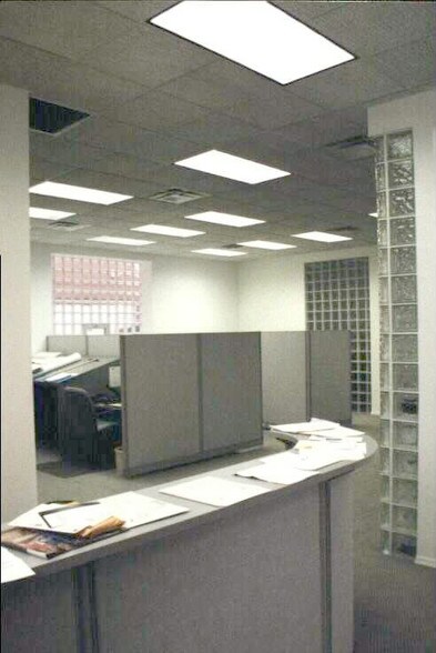 More Photos Of 124-14 22nd Ave, College Point Office For Sale