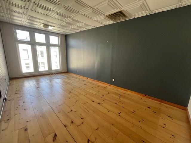 More Photos Of 307 Wall St, Kingston Loft Creative Space For Lease