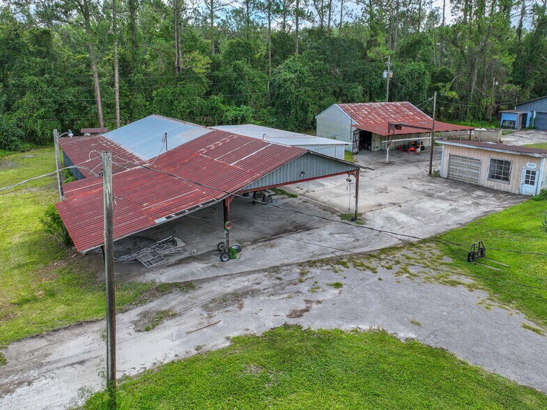 More Photos Of 2856 NE 187th St, Starke Manufacturing For Sale