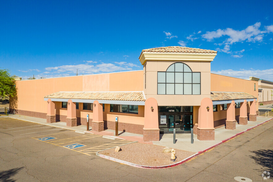 Primary Photo Of 16749 E Shea Blvd, Fountain Hills Drugstore For Lease