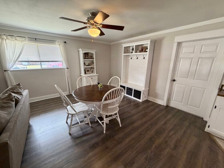 More Photos Of 831 FM 2917 Rd, Alvin Religious Facility For Sale