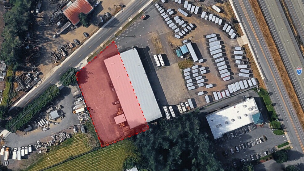 More Photos Of 625 W Scott Ave, Woodland Warehouse For Lease
