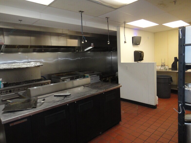 More Photos Of 480 Westport Ave, Norwalk Restaurant For Lease