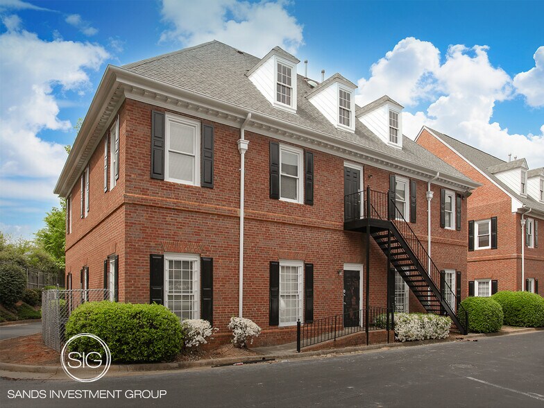 Primary Photo Of 3841 Holcomb Bridge Rd, Peachtree Corners Medical For Sale