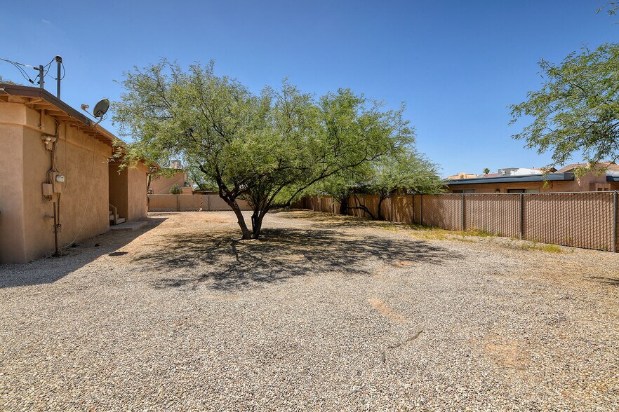 More Photos Of 1011 E Halcyon Rd, Tucson Apartments For Sale