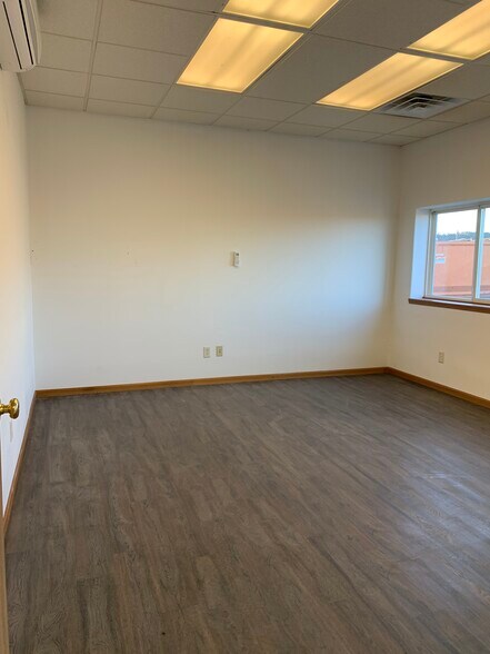 More Photos Of 5629 Bob Ln, Black Hawk Warehouse For Lease