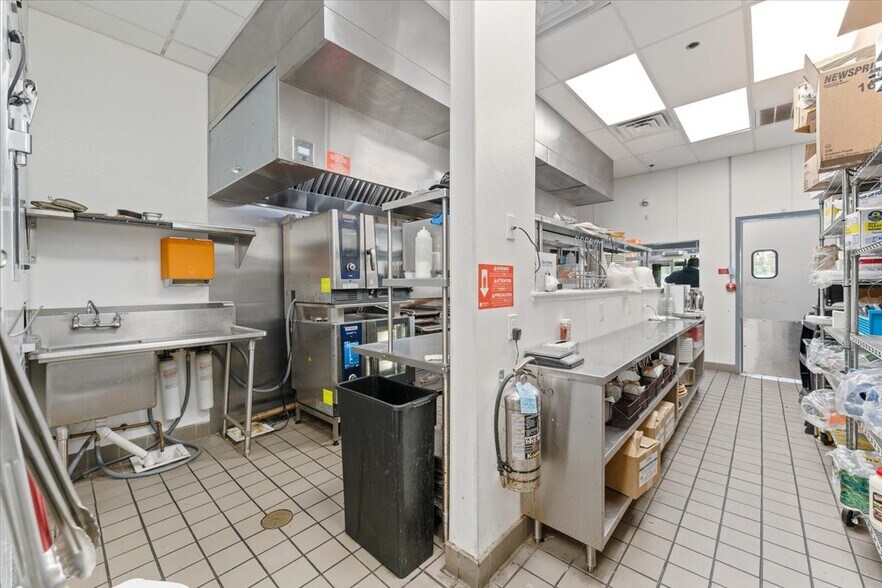More Photos Of 100 US Highway 9, Manalapan Township Restaurant For Sale