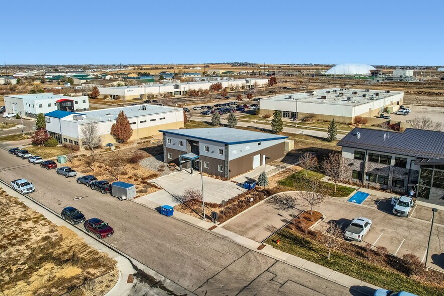 More Photos Of 955 Merchant Ct, Windsor Flex For Sale