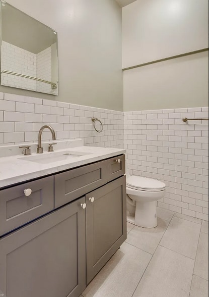 More Photos Of 4525 S Evans Ave, Chicago Apartments For Sale