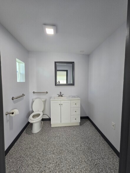 More Photos Of 3001 N Us Highway 1, Fort Pierce Industrial For Sale