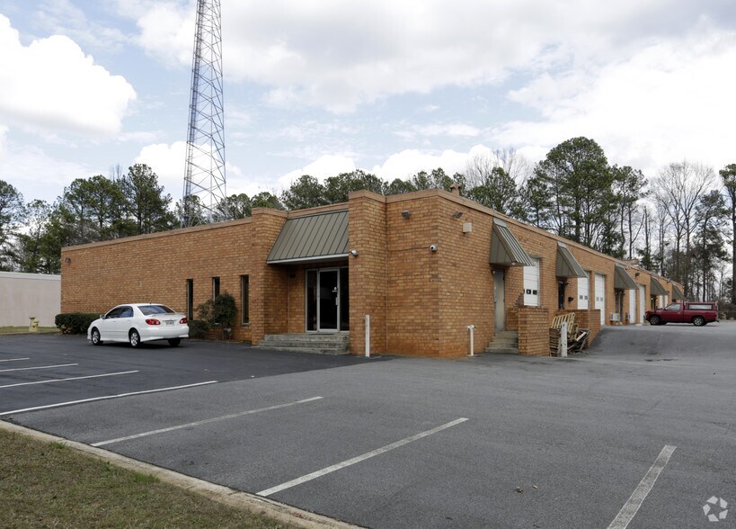 More Photos Of 4764 Hammermill Rd, Tucker Light Distribution For Lease