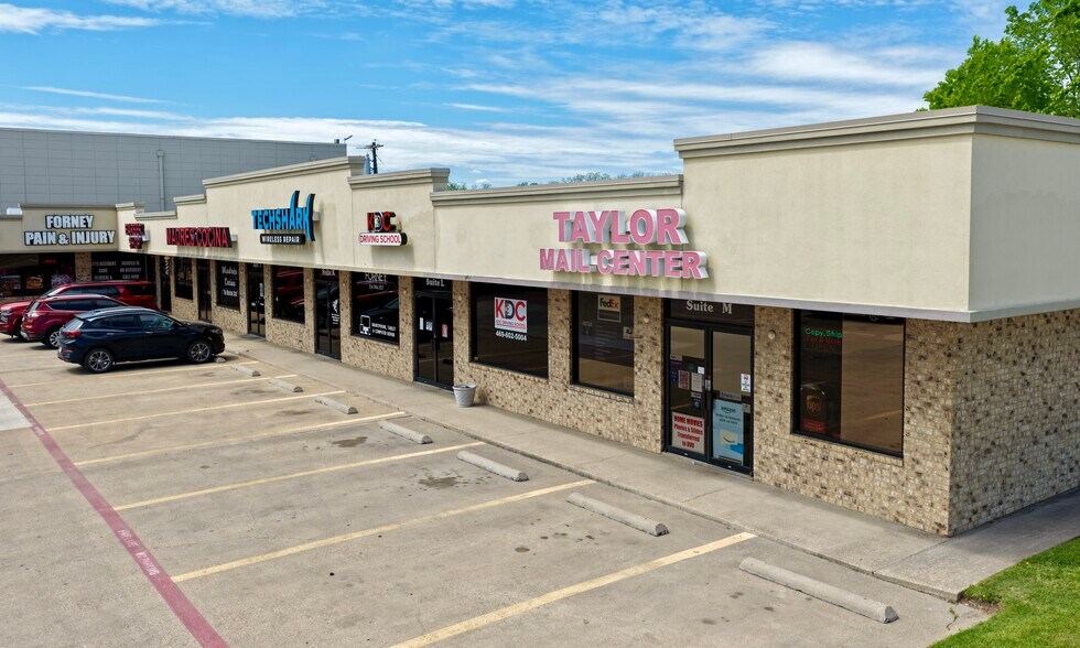 More Photos Of 425 Pinson Rd, Forney General Retail For Lease