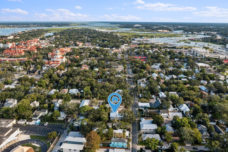 More Photos Of 19 Riberia St, Saint Augustine Office For Sale