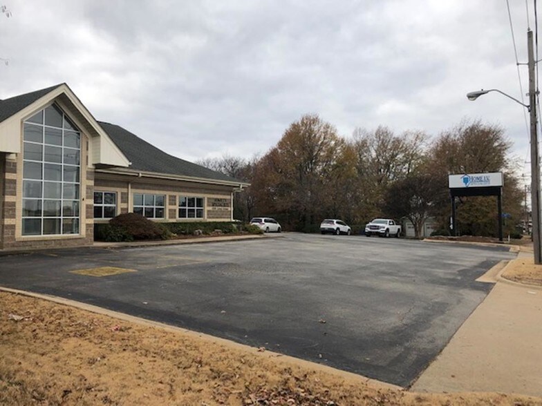 More Photos Of 4300 Grand Ave, Fort Smith Medical For Lease