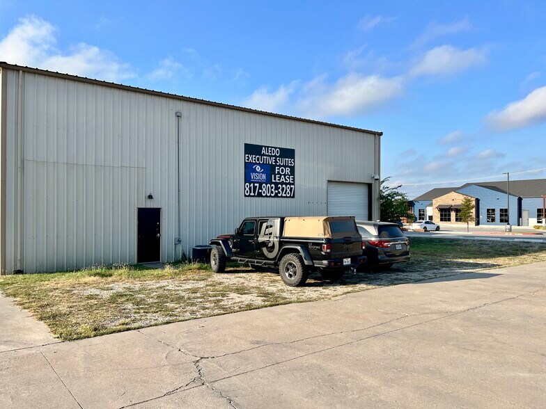 More Photos Of 9899 E Bankhead Hwy, Aledo Unknown For Lease