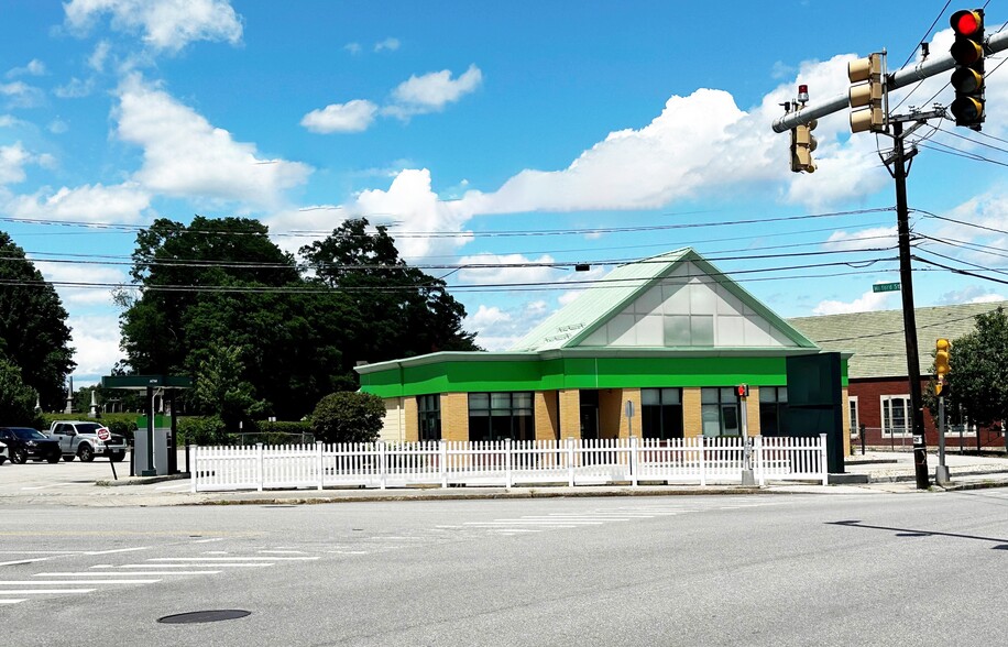 Primary Photo Of 293 S Main St, Manchester Bank For Sale