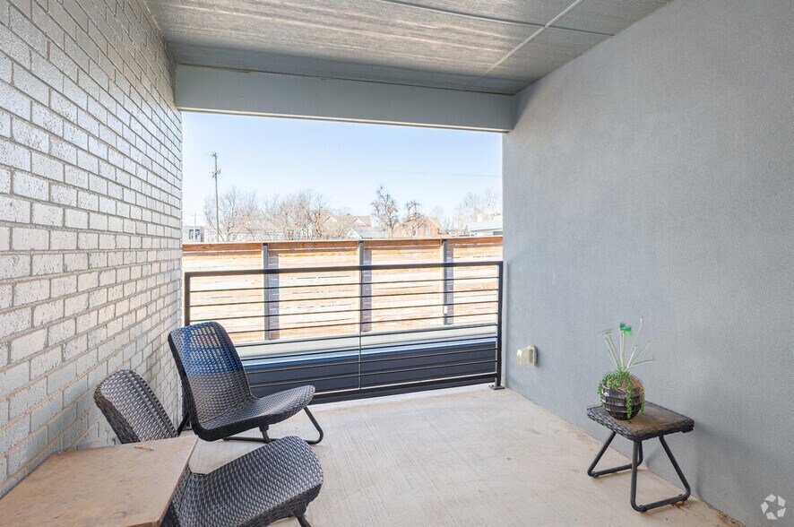 More Photos Of 516 NW 8th St, Oklahoma City Apartments For Sale