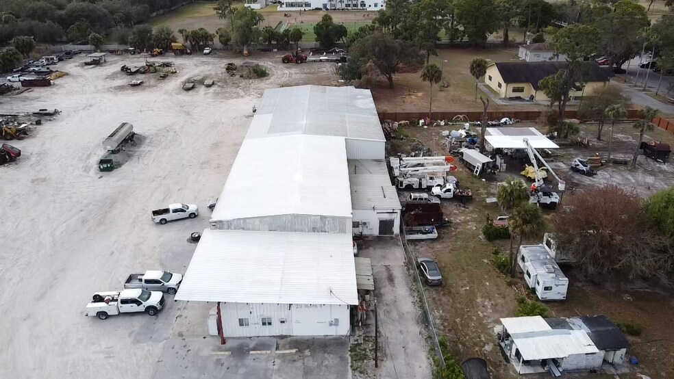 More Photos Of 211 N 9th St, Immokalee Contractor Storage Yard For Sale