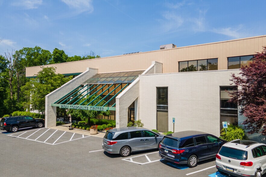 More Photos Of 16 Industrial Blvd, Paoli Office For Sale