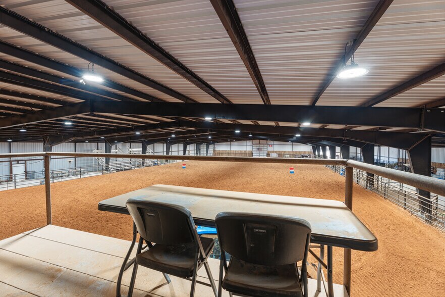 More Photos Of 13354 E 520 Rd, Colcord Sports And Entertainment For Sale